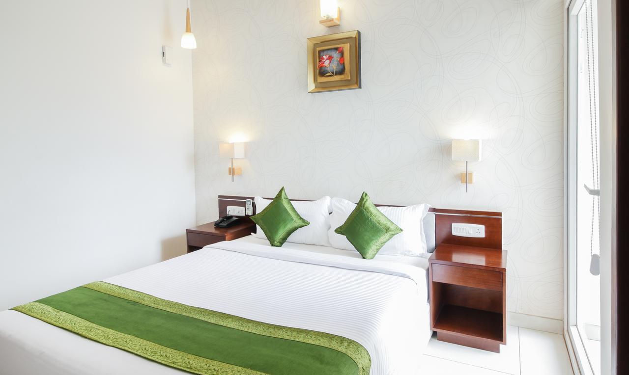 Maharaja Inn Chikmagalūr Buitenkant foto