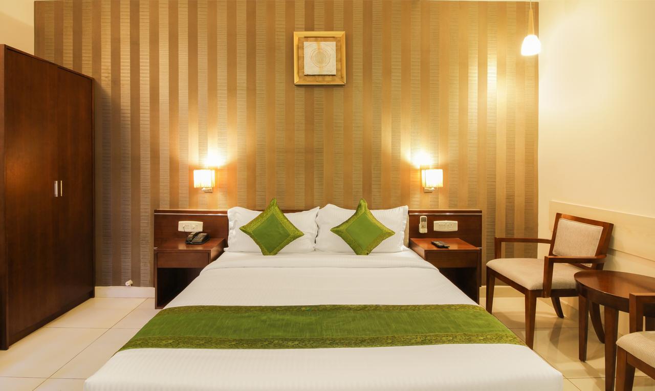Maharaja Inn Chikmagalūr Buitenkant foto